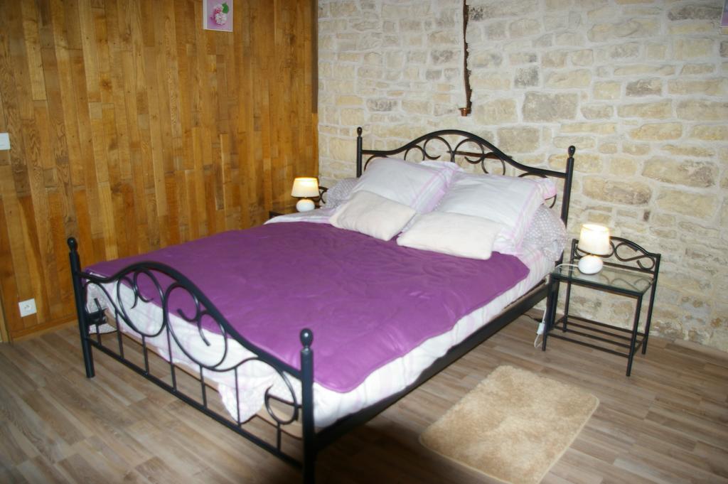 Gite Au Chalet Laferté-sur-Aube المظهر الخارجي الصورة