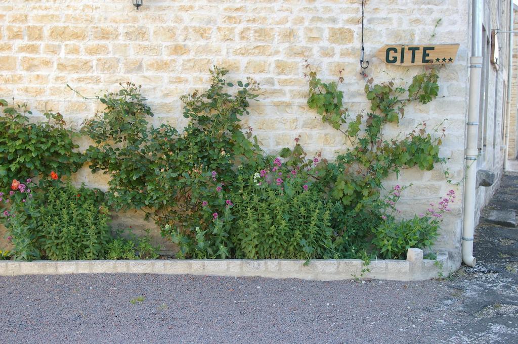 Gite Au Chalet Laferté-sur-Aube الغرفة الصورة